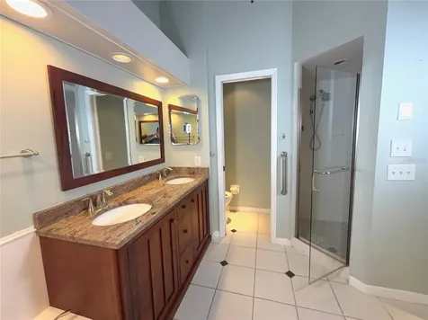 5813 Merion Way Sarasota FL 34243