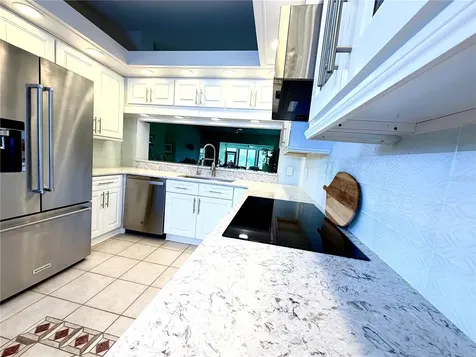 5813 Merion Way Sarasota FL 34243