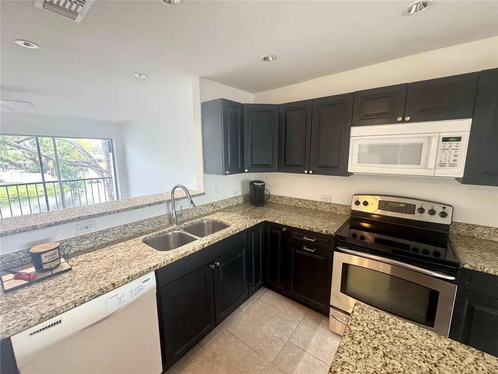 9201 Tudor Drive Tampa FL 33615