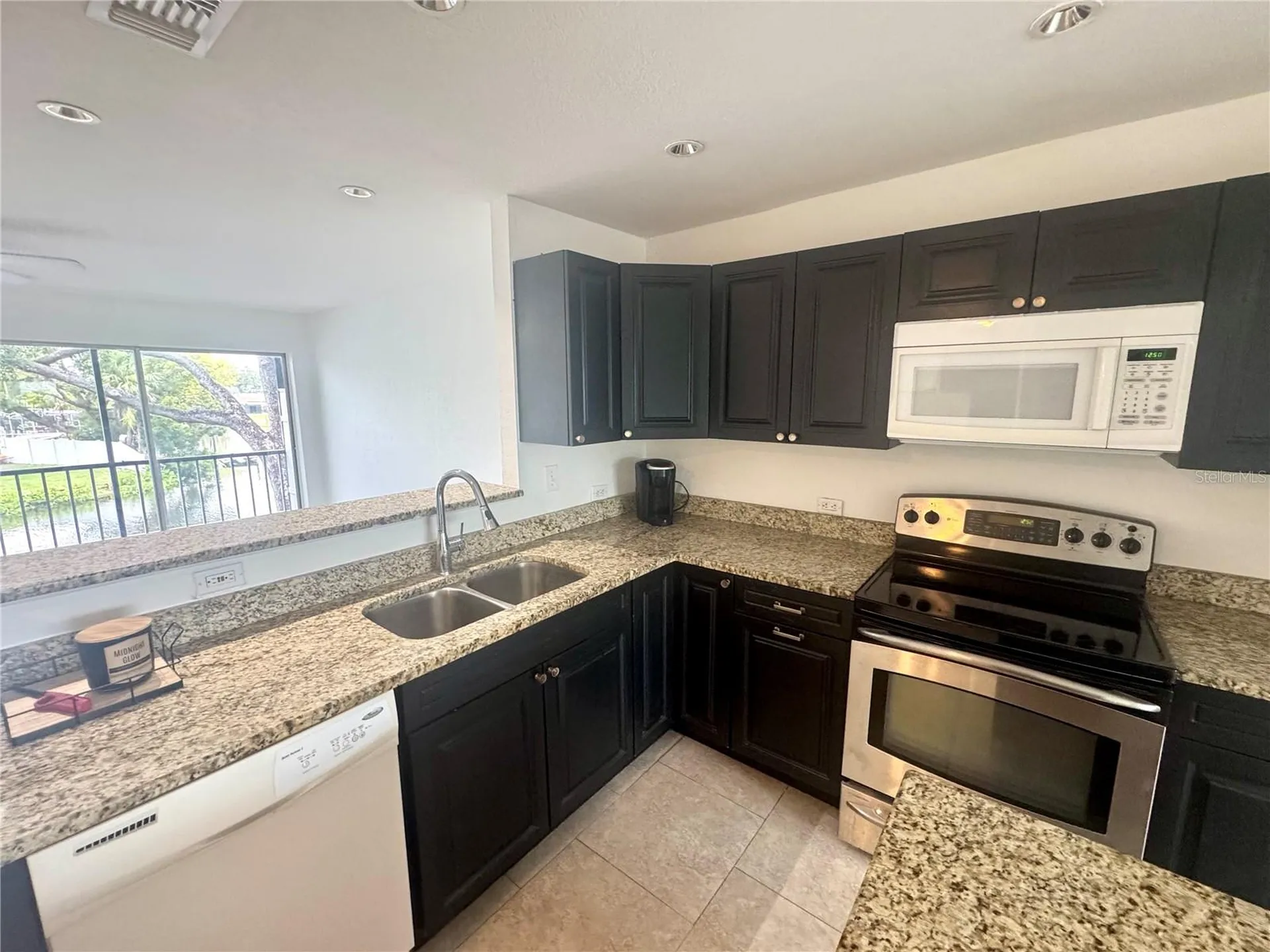9201 Tudor Drive Tampa FL 33615