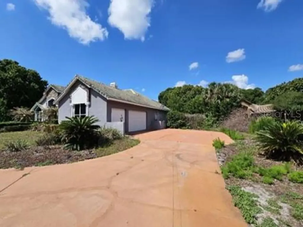 2128 Lake Crescent Court Windermere FL 34786