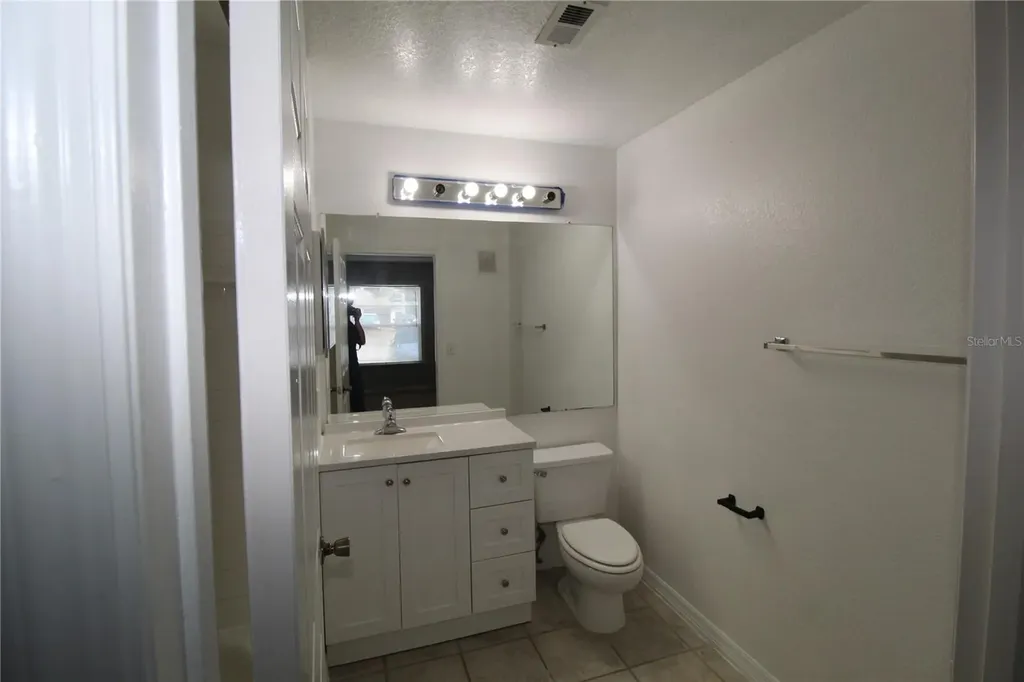 8801 Latrec Avenue Orlando FL 32819