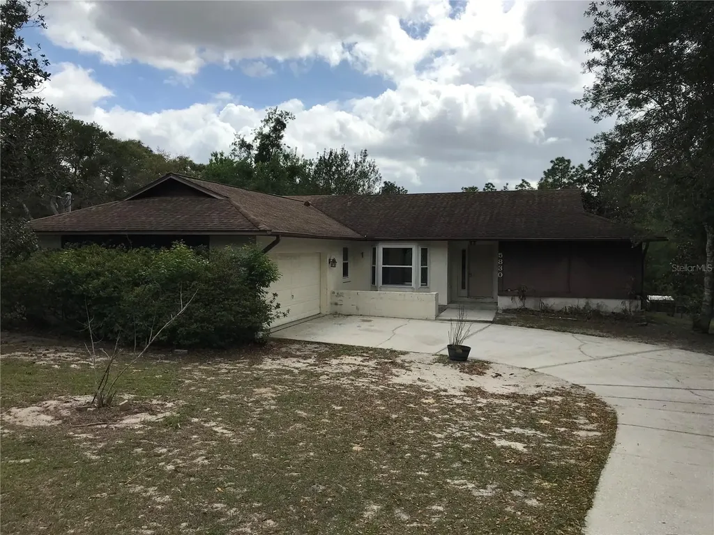 5830 W Spicey Hill Drive Homosassa FL 34448