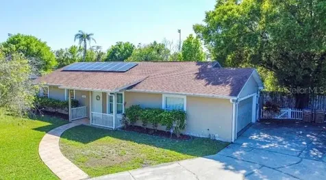 813 San Jose Court Kissimmee FL 34758