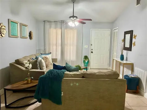 813 San Jose Court Kissimmee FL 34758
