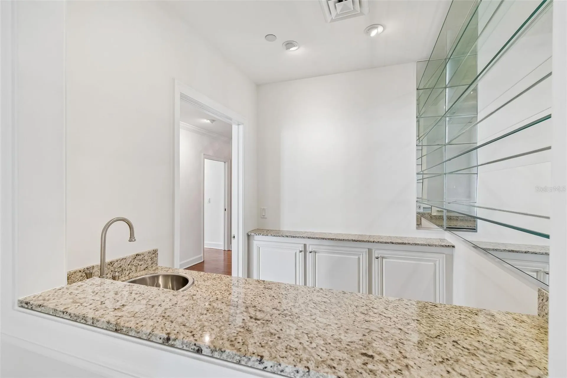 3203 Bayshore Boulevard Tampa FL 33629
