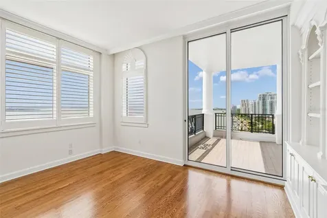 3203 Bayshore Boulevard Tampa FL 33629
