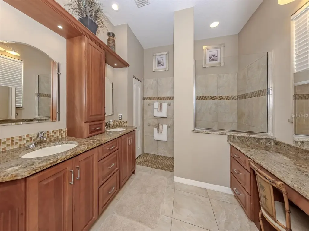 761 Silk Oak Drive Venice FL 34293