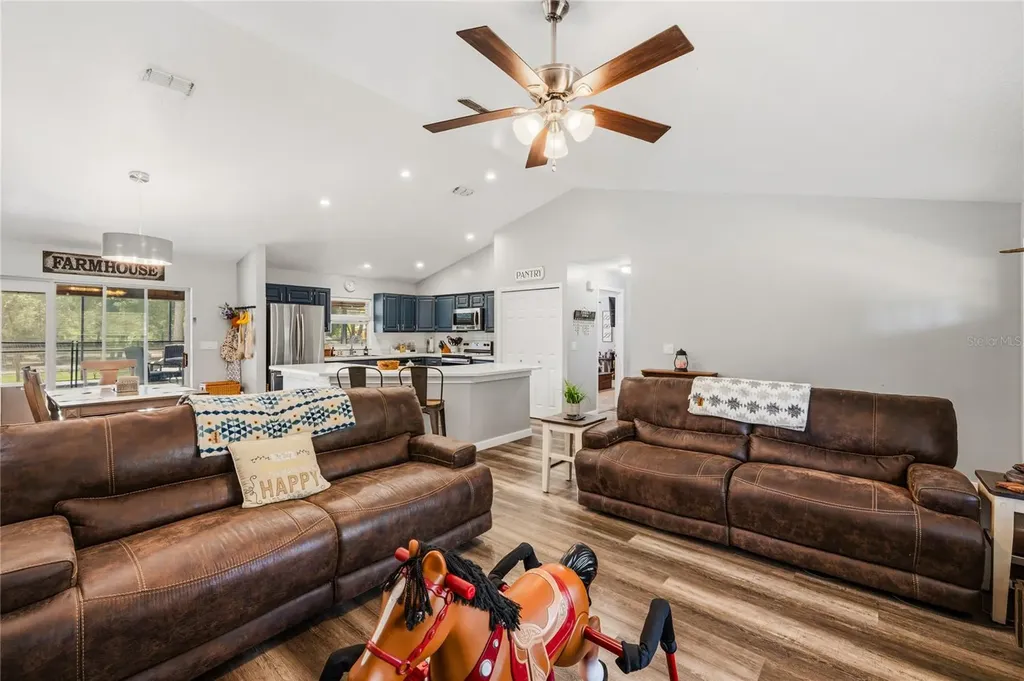 135 Linda Sue Drive Lake Helen FL 32744