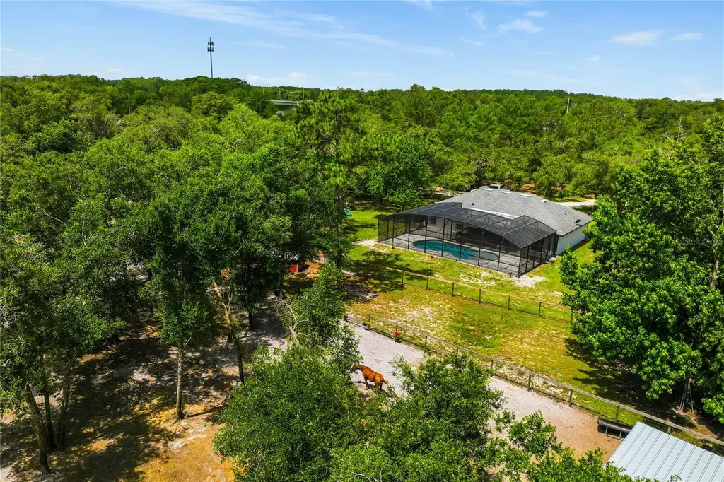 135 Linda Sue Drive Lake Helen FL 32744