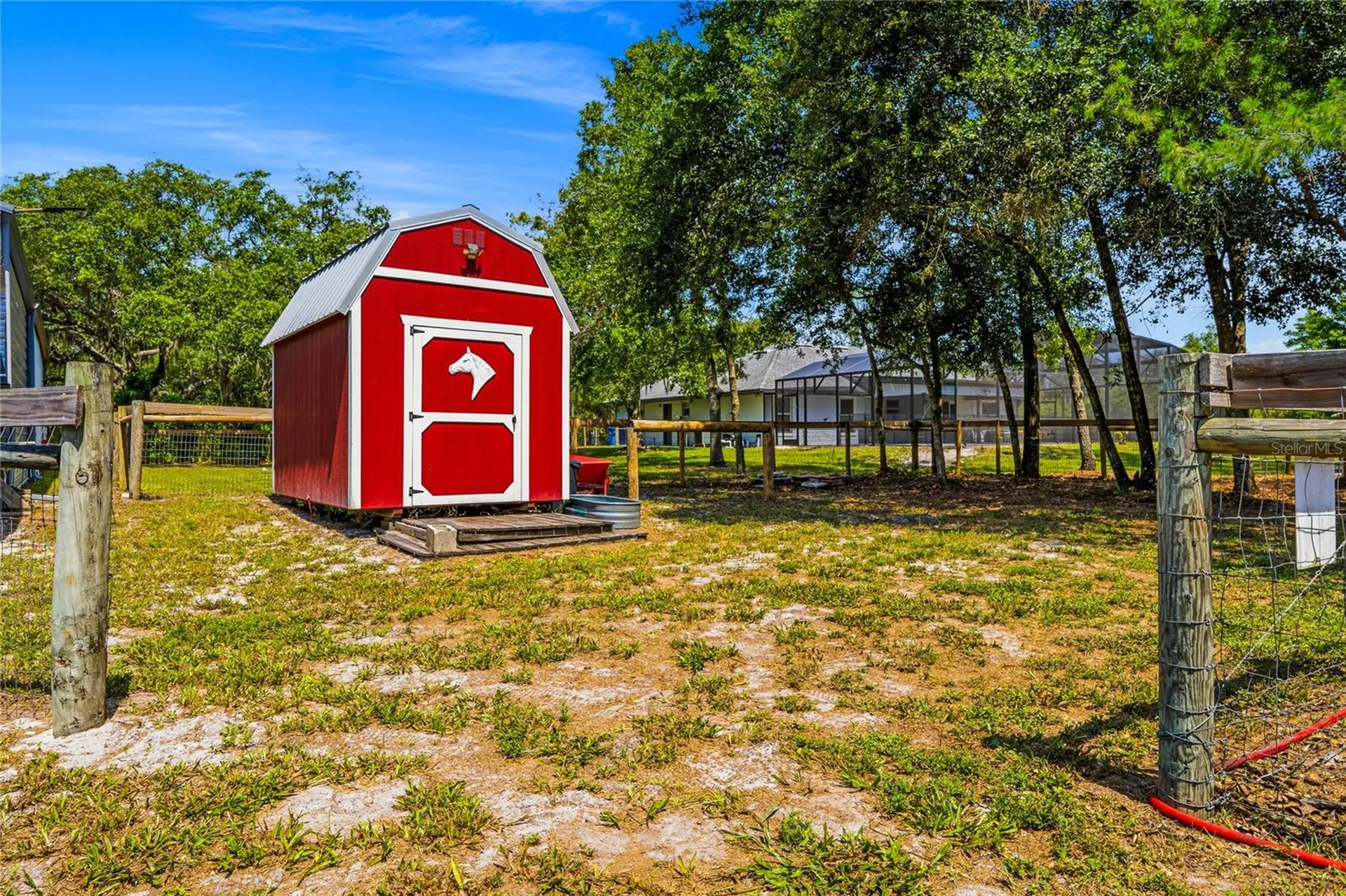 135 Linda Sue Drive Lake Helen FL 32744