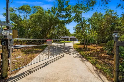 135 Linda Sue Drive Lake Helen FL 32744