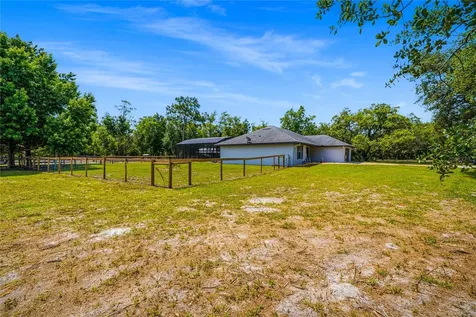 135 Linda Sue Drive Lake Helen FL 32744
