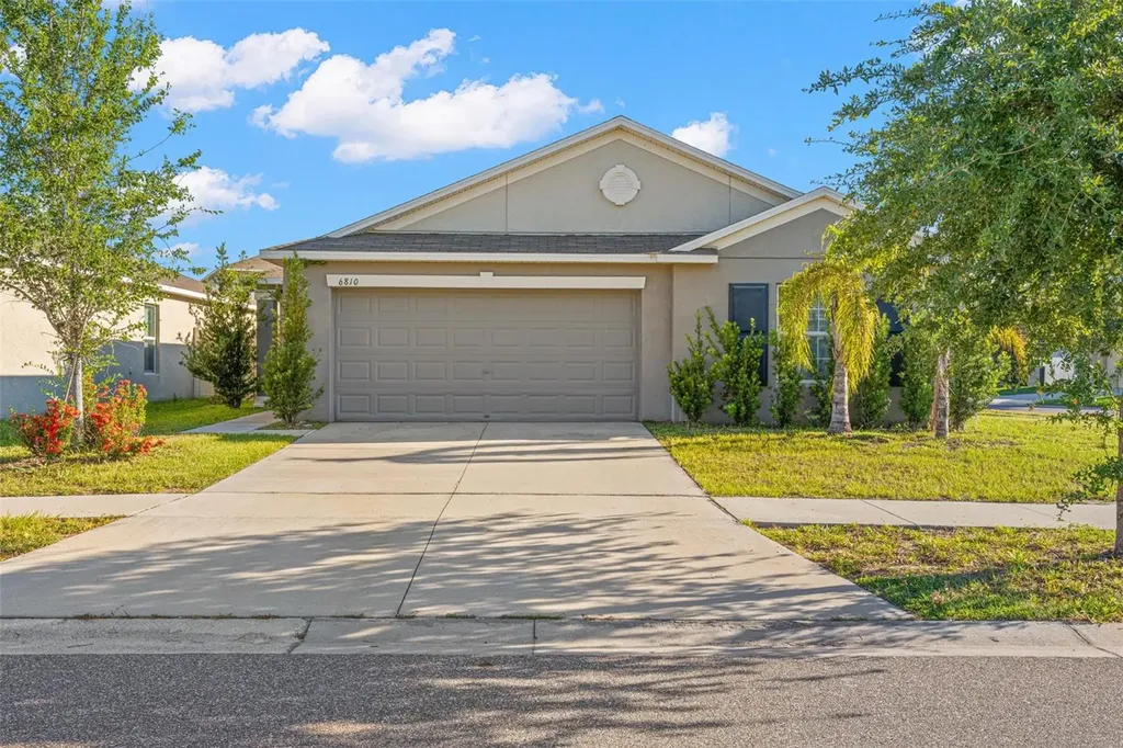 6810 Trent Creek Drive Sun City Center FL 33573