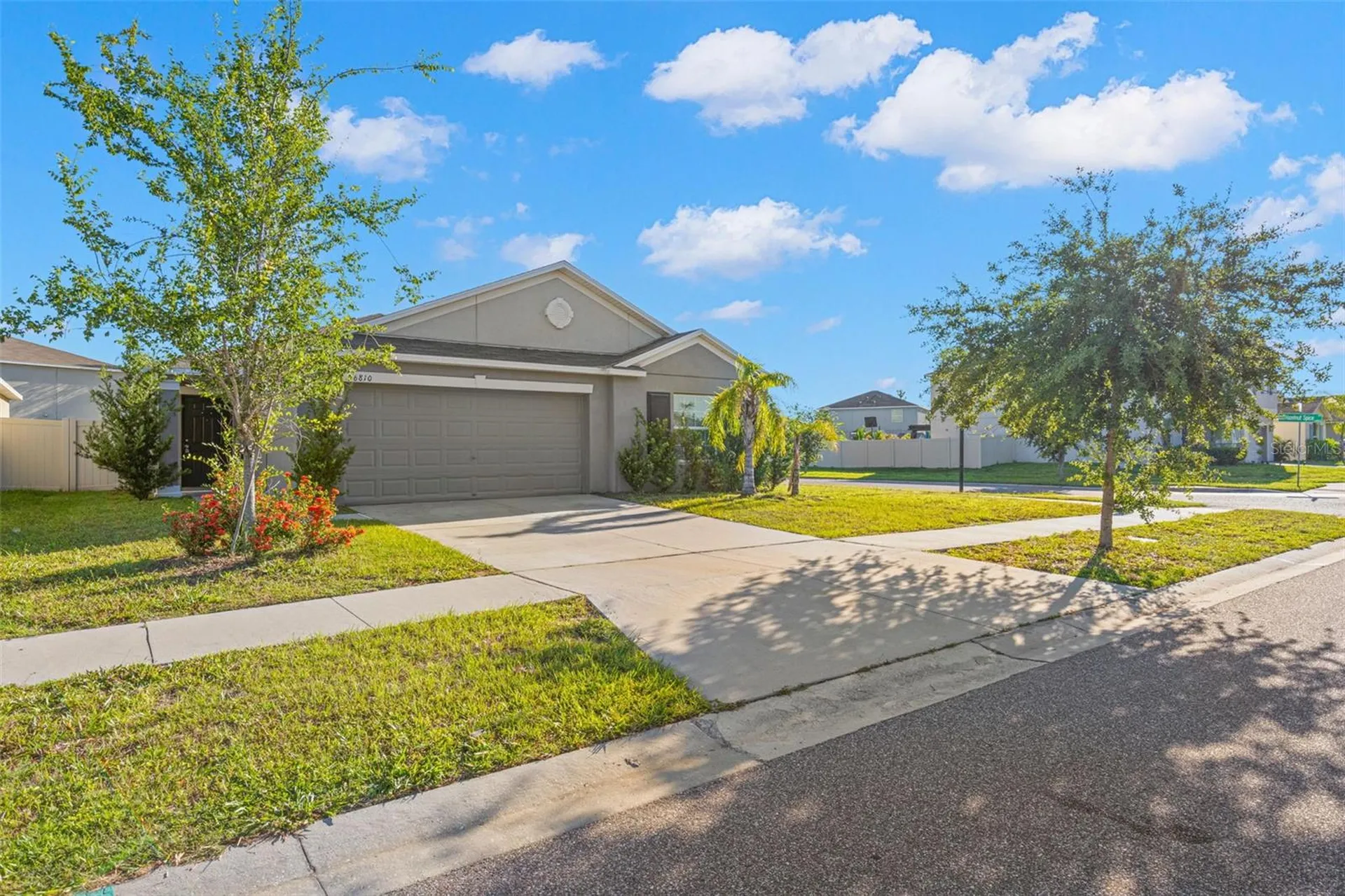 6810 Trent Creek Drive Sun City Center FL 33573