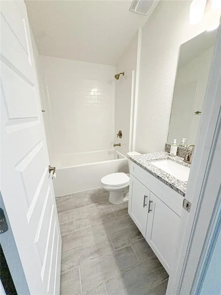 2680 Averland Loop North Port FL 34287