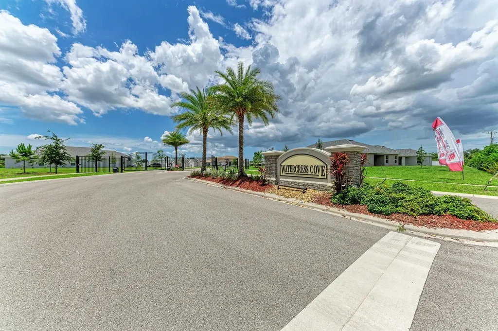 2680 Averland Loop North Port FL 34287