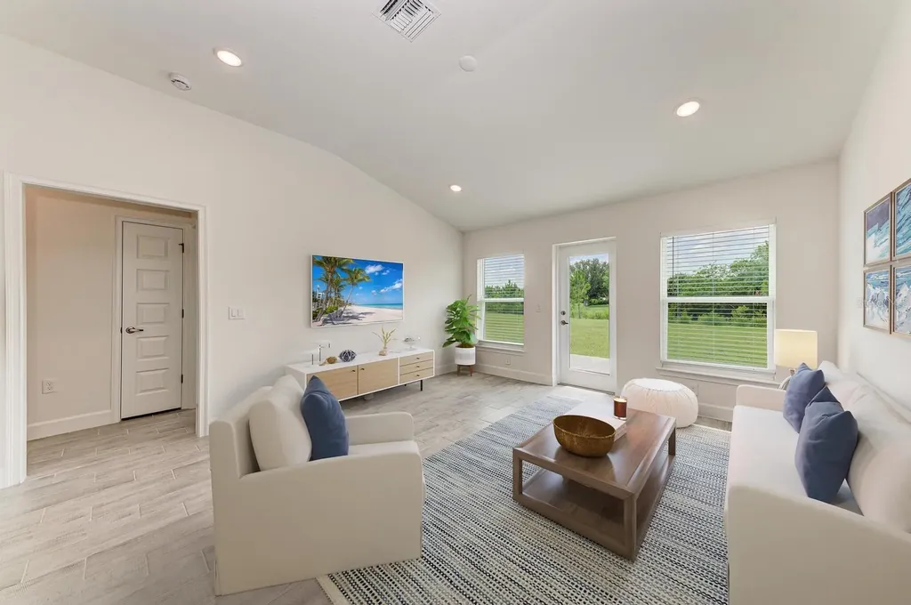 2680 Averland Loop North Port FL 34287