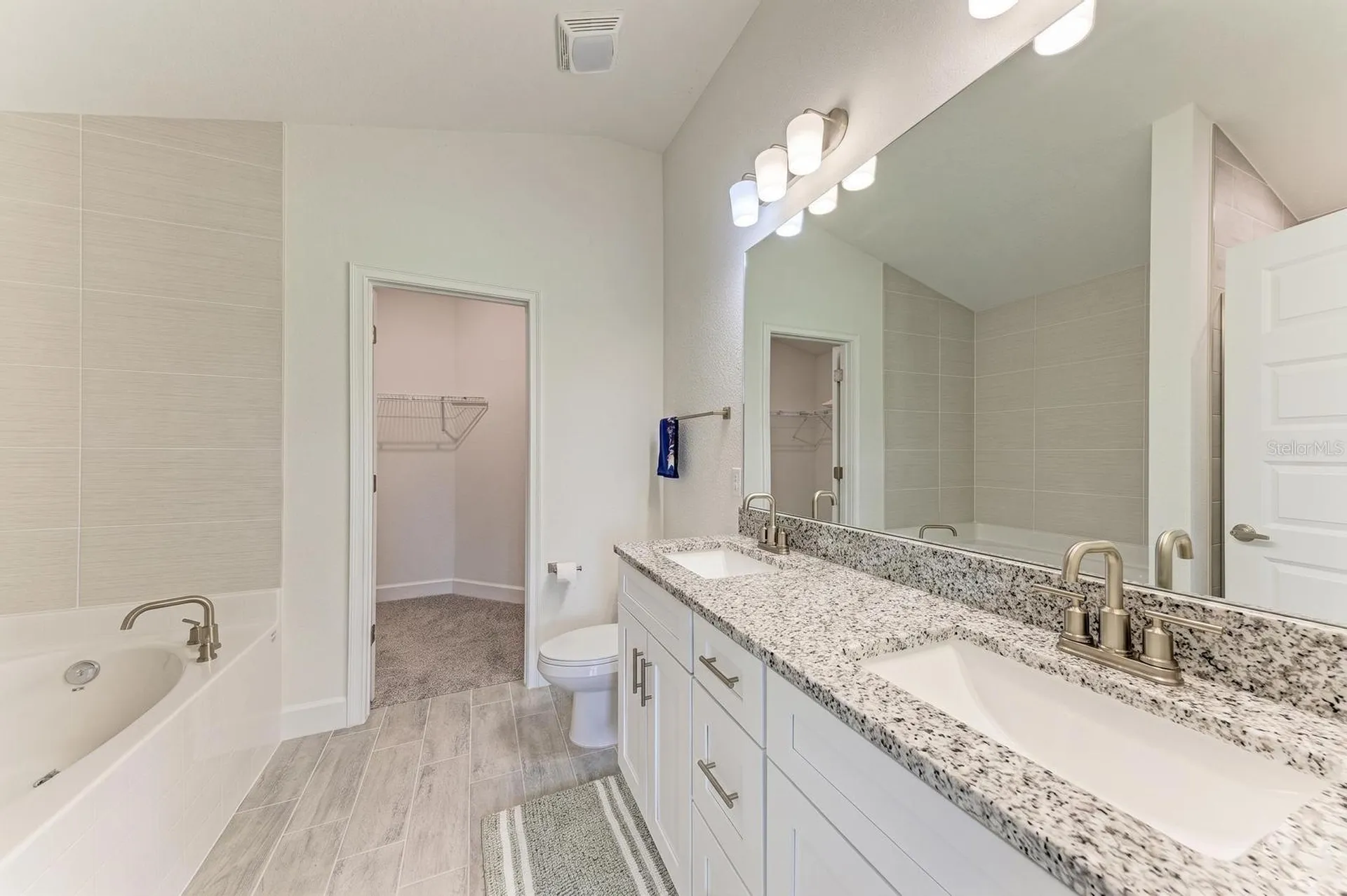 2680 Averland Loop North Port FL 34287