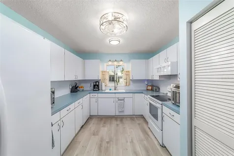 9297 SW 90th Court Ocala FL 34481