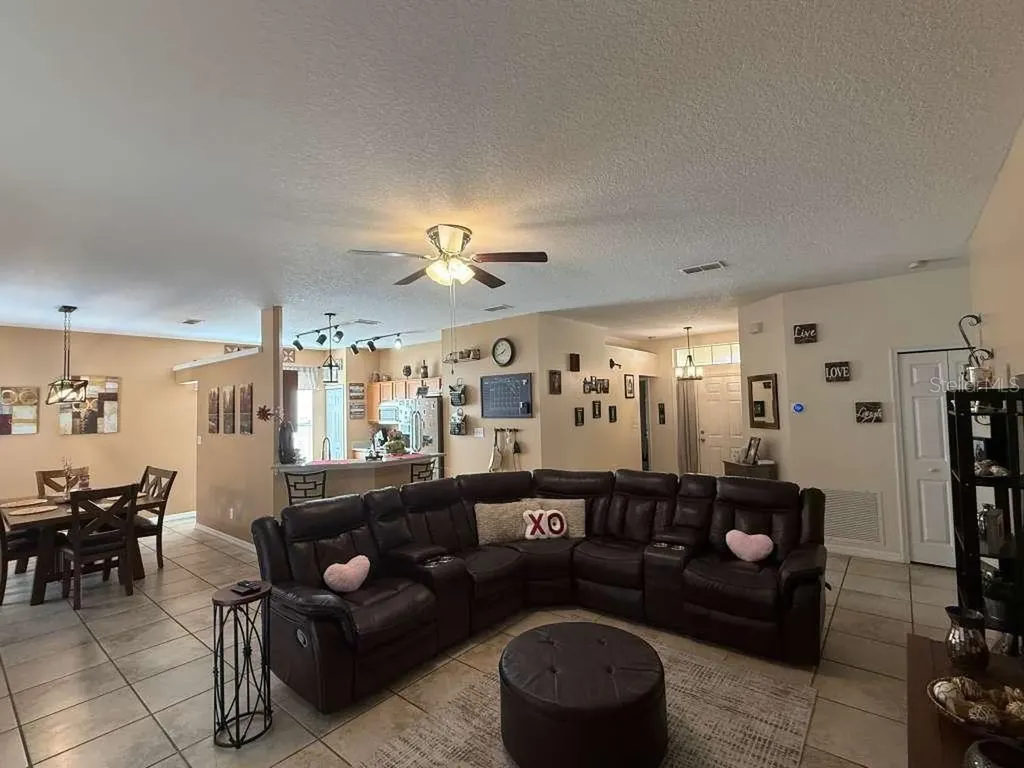 1166 Dekleva Drive Apopka FL 32712