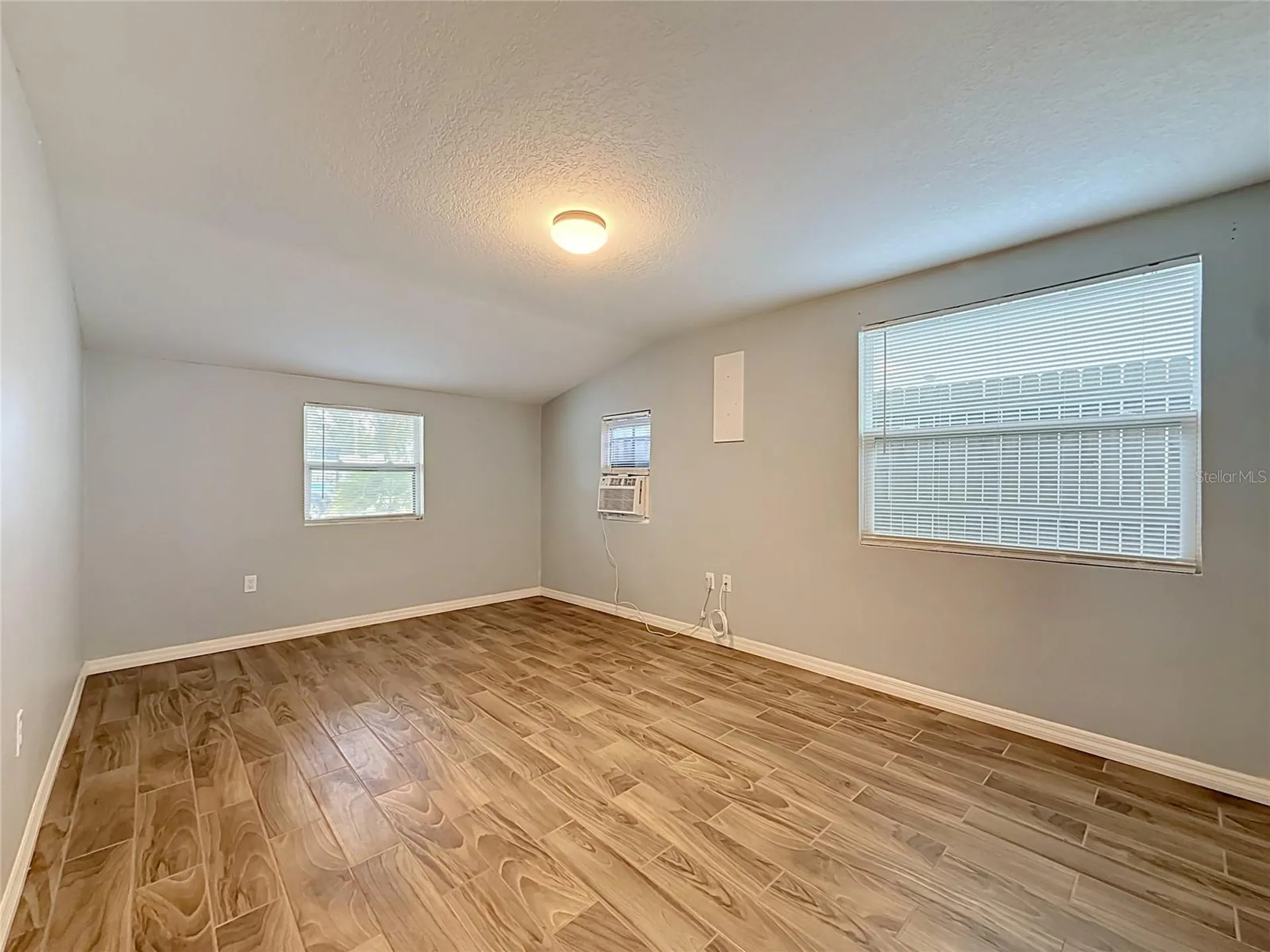 510 2nd Avenue NE Largo FL 33770