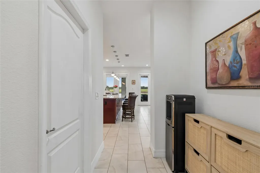 10623 Mistflower Lane Tampa FL 33647