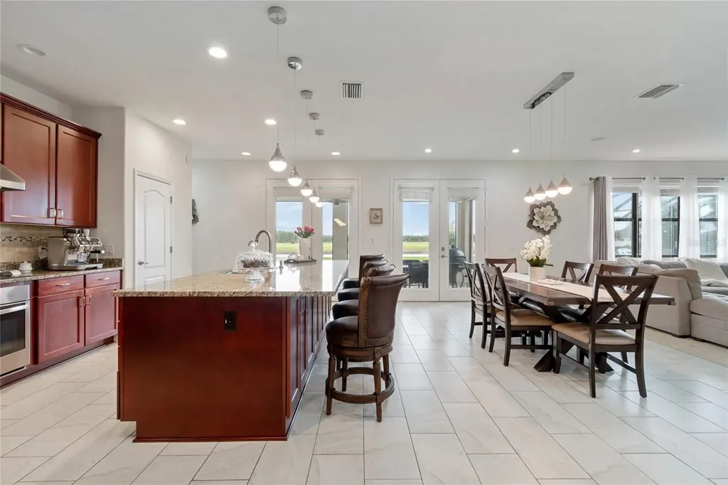 10623 Mistflower Lane Tampa FL 33647
