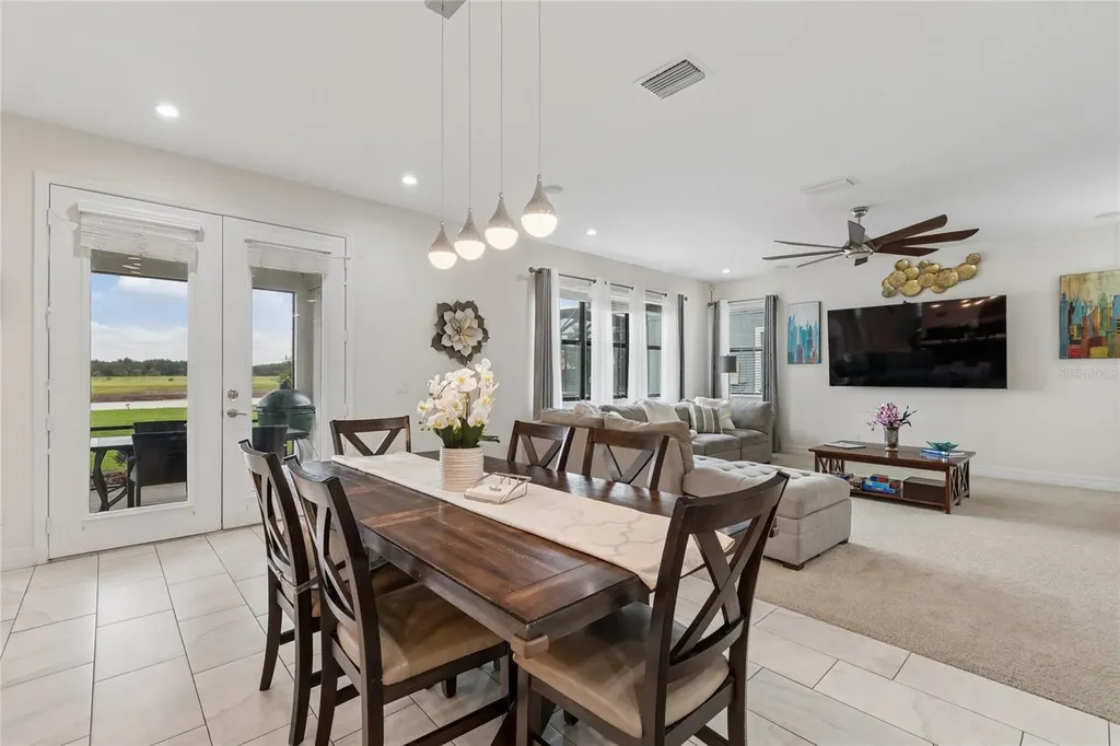 10623 Mistflower Lane Tampa FL 33647