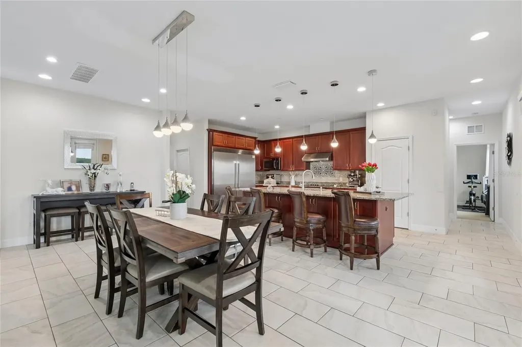 10623 Mistflower Lane Tampa FL 33647