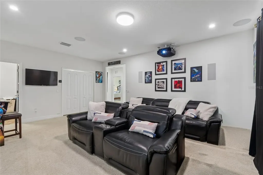 10623 Mistflower Lane Tampa FL 33647
