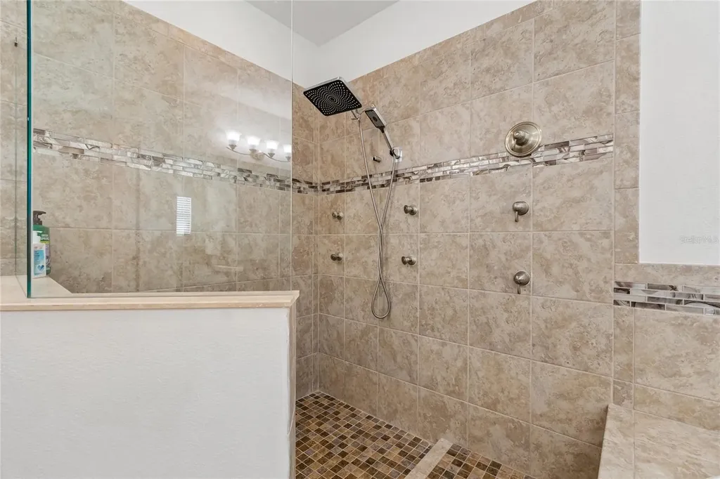 10623 Mistflower Lane Tampa FL 33647