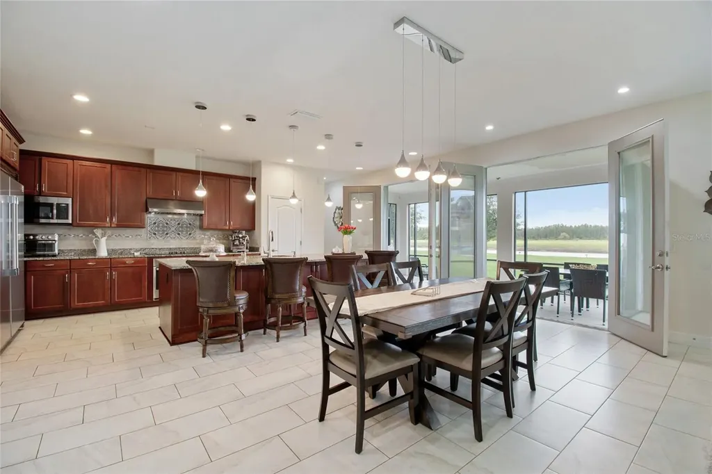 10623 Mistflower Lane Tampa FL 33647