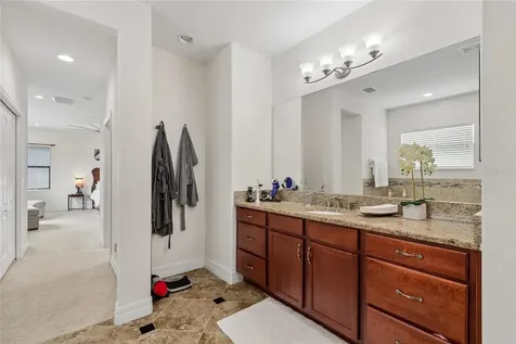 10623 Mistflower Lane Tampa FL 33647