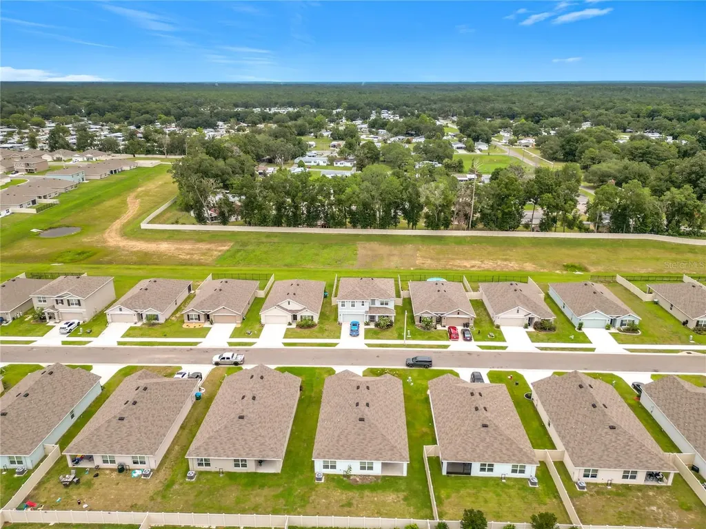 6698 SE 3rd Loop Ocala FL 34472