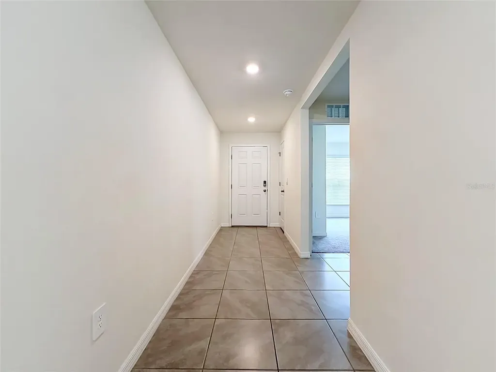 6698 SE 3rd Loop Ocala FL 34472