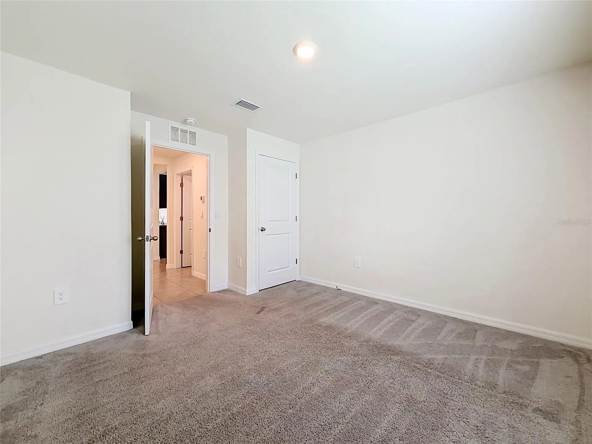 6698 SE 3rd Loop Ocala FL 34472