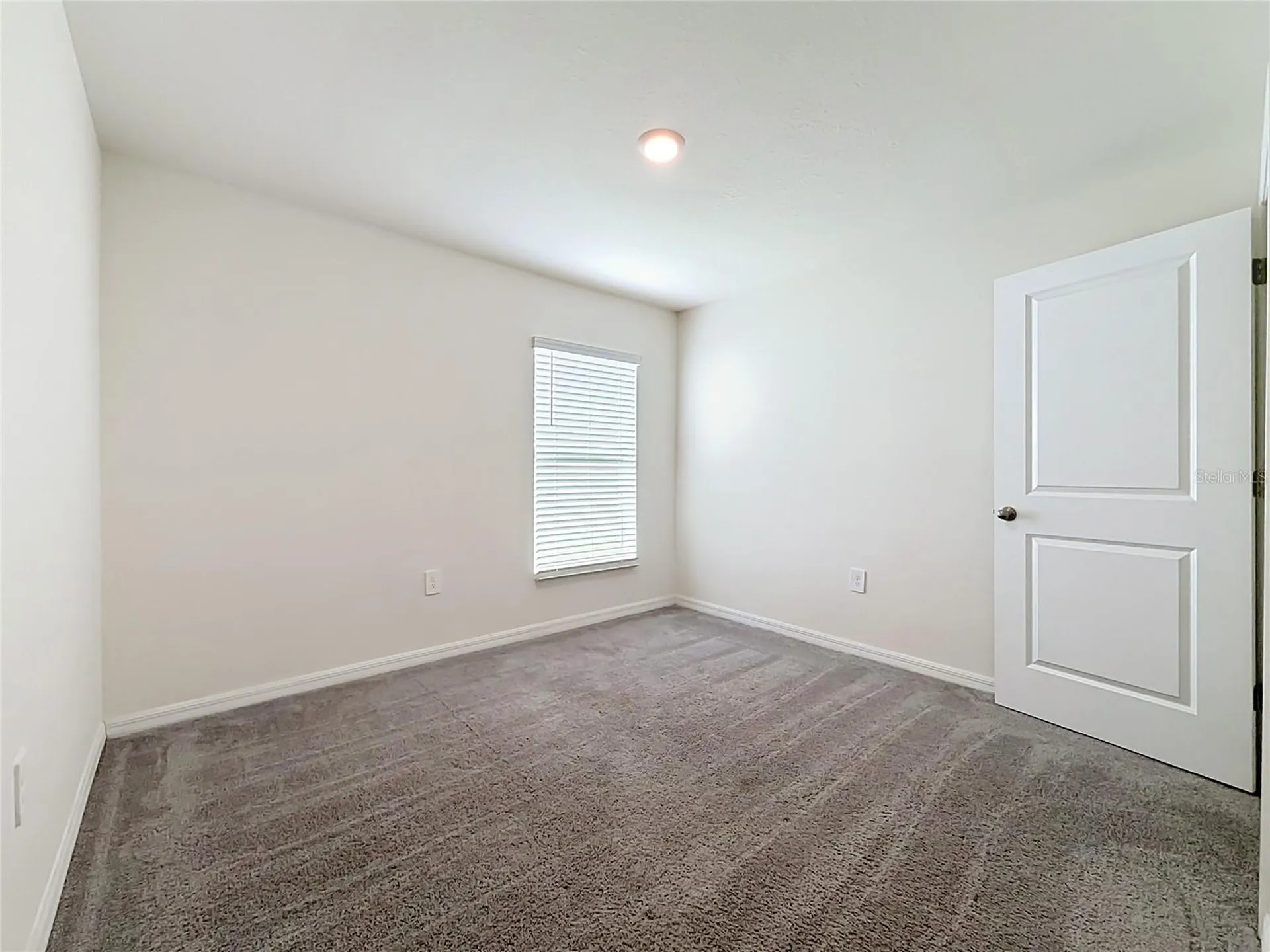 6698 SE 3rd Loop Ocala FL 34472