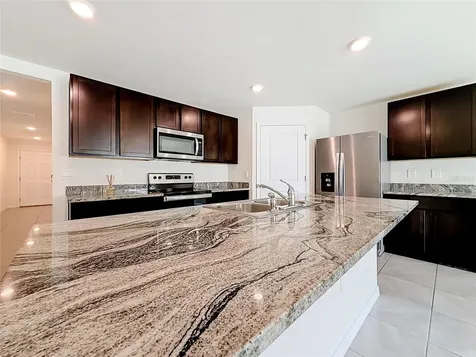 6698 SE 3rd Loop Ocala FL 34472