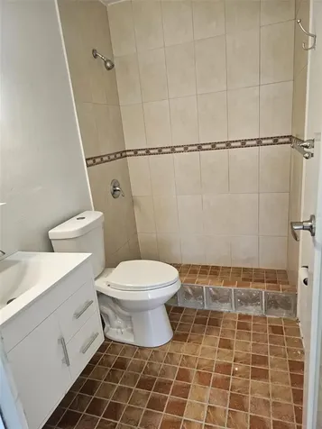 Laguna Ave. Cond. Laguna Gardens Iii Carolina PR 00979