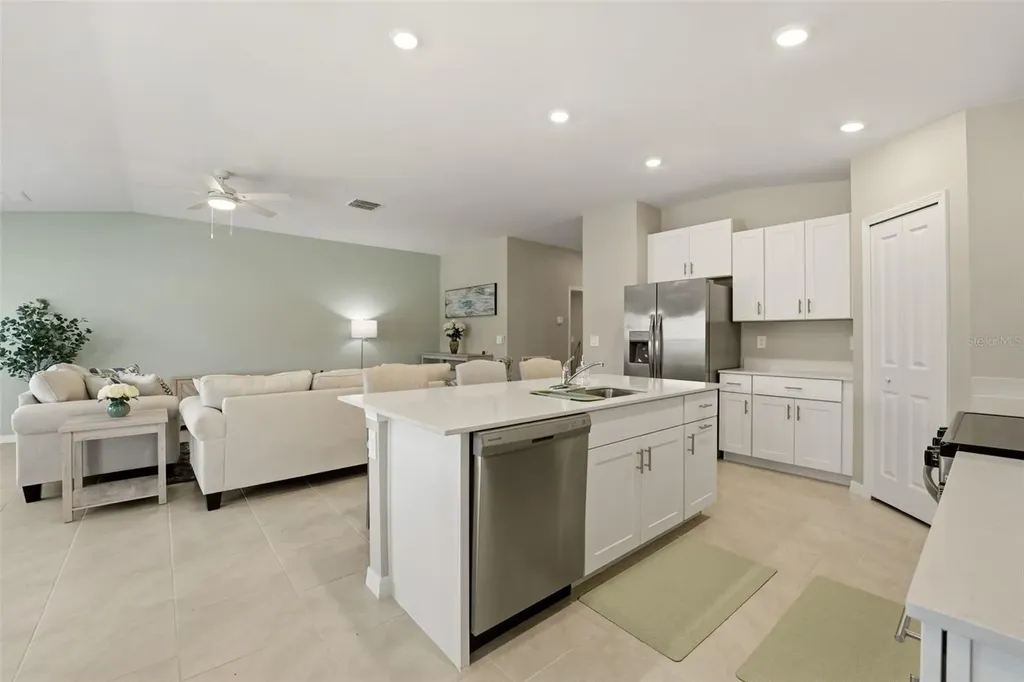 113 Leisure Place Rotonda West FL 33947
