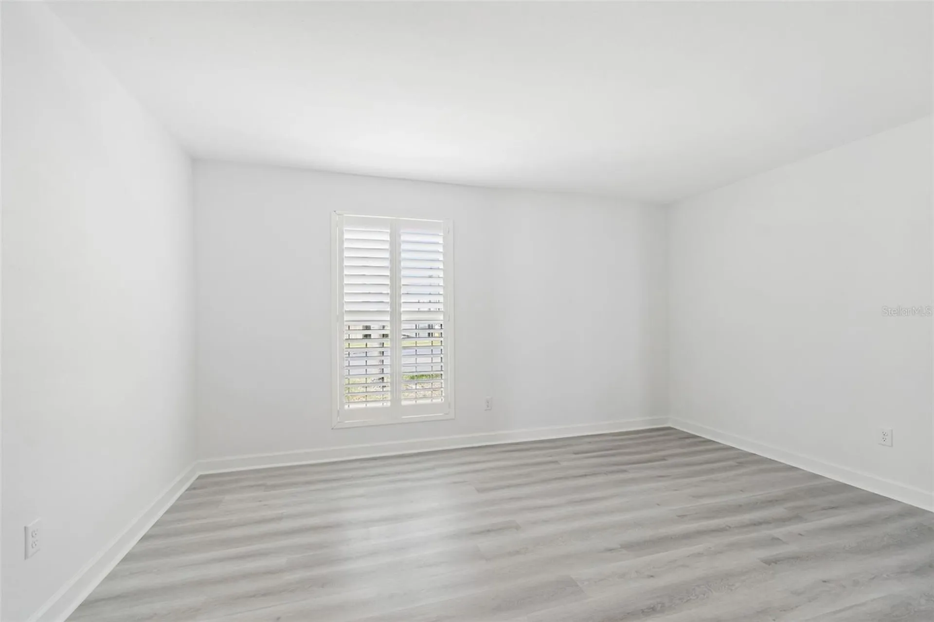 552 Plaza Seville Court Treasure Island FL 33706