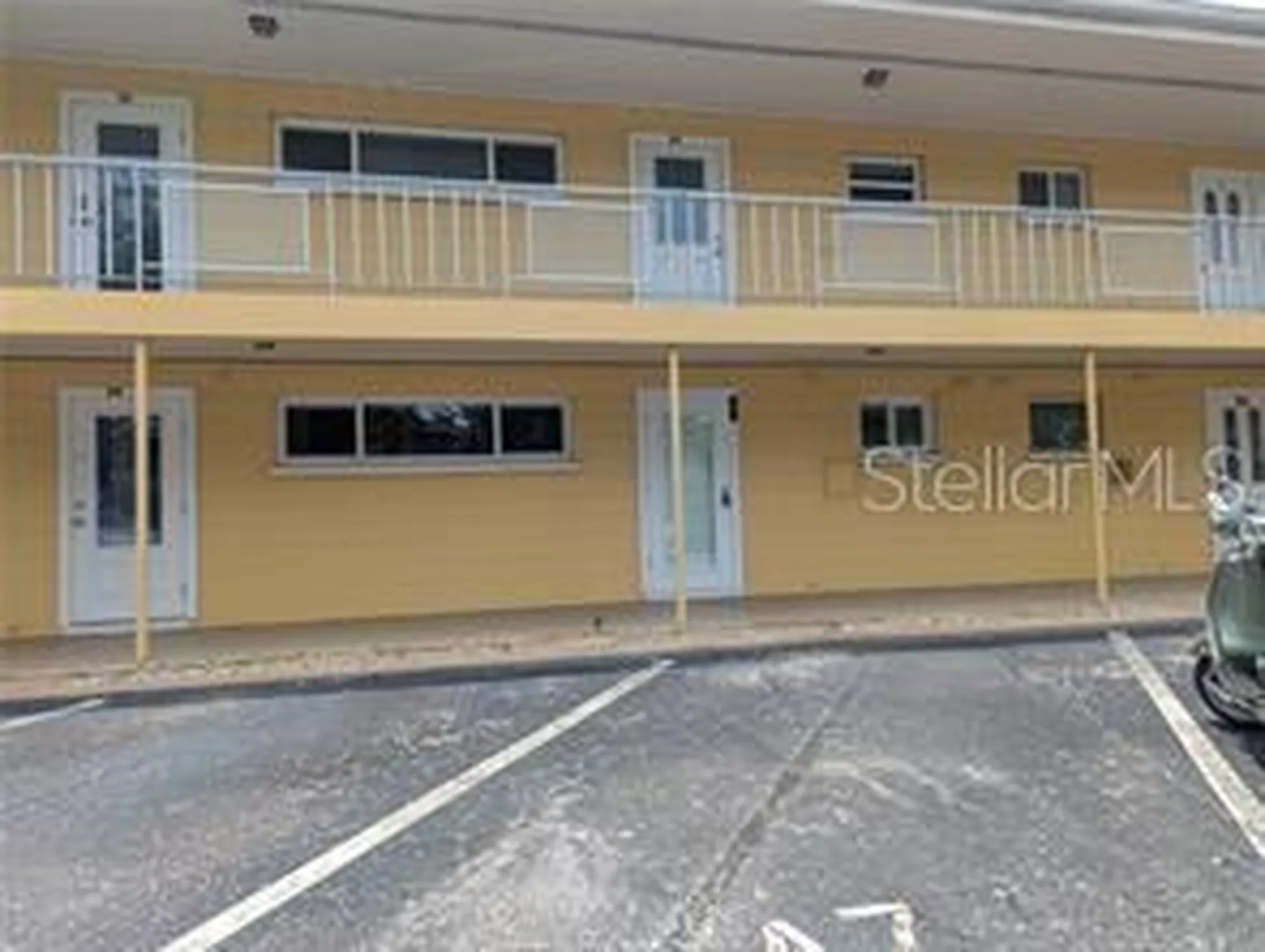 2155 Wood Street Sarasota FL 34237