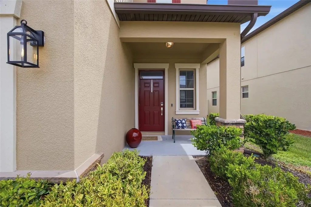 8928 Flourish Drive Land O Lakes FL 34637