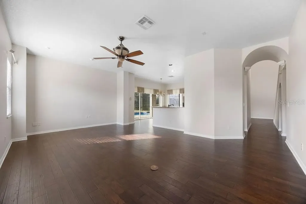 9050 Dancy Tree Court Orlando FL 32836