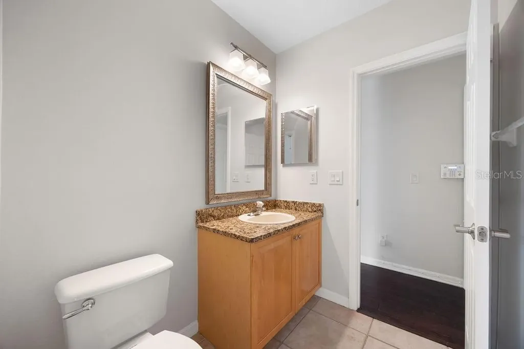 9050 Dancy Tree Court Orlando FL 32836