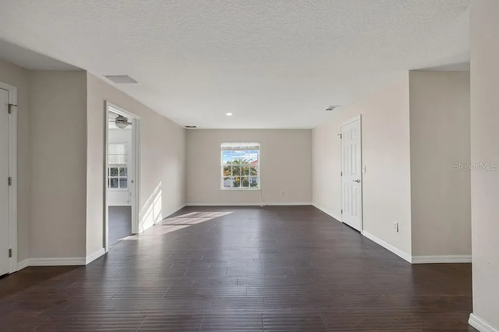 9050 Dancy Tree Court Orlando FL 32836
