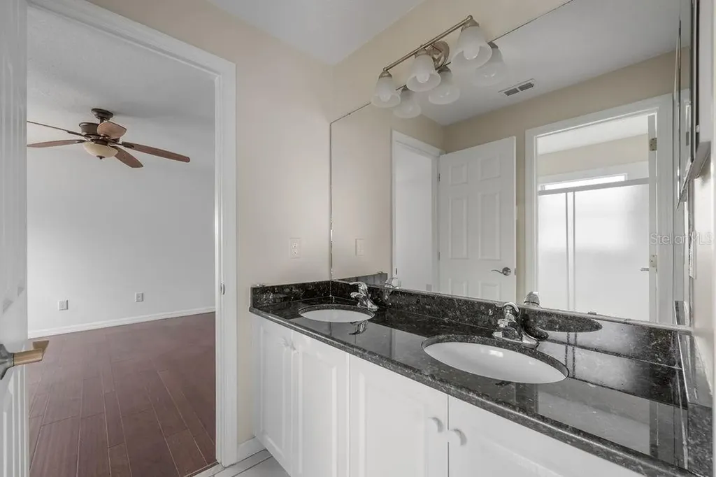 9050 Dancy Tree Court Orlando FL 32836