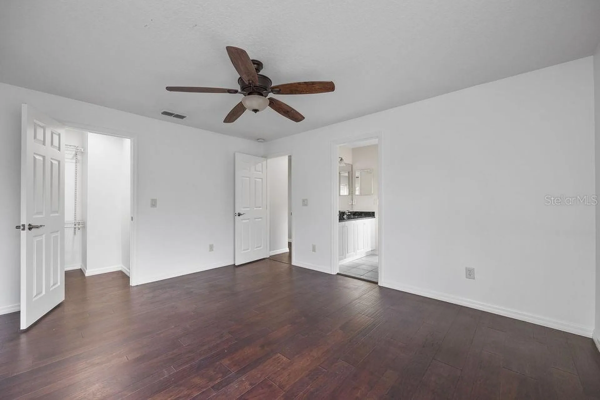 9050 Dancy Tree Court Orlando FL 32836