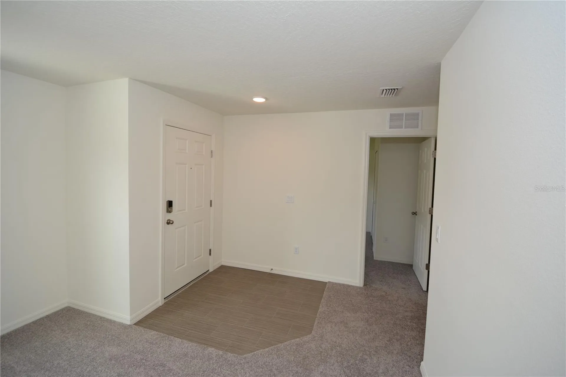 11 Roxland Lane Palm Coast FL 32164